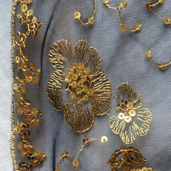 Elegant Sequin Tassel Shawl Scarf Cover up - Picture 5 of 5